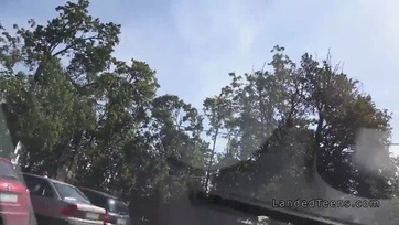 Magyar hapsi vadul meghágja a kis gimnazista tini bigét a teherautóban Thumb