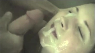 Amatőr pofira kielégülés szexvideók Thumb