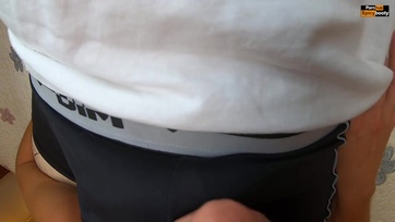 Amatőr lány szopása Thumb