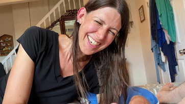 Fiatal 40 esztendős anyuci szopikál Thumb