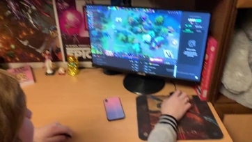18 esztendős barátnőjét popón kefélte Thumb