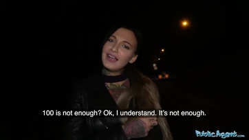 Szétvarrt szajha zsetonért megkefélve Thumb