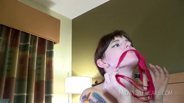 Barátnők egymás muffjával élvezkednek Thumb