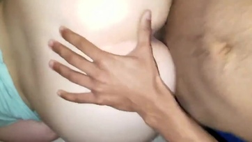 Amatőr milf kutya pózban kettyintve Thumb