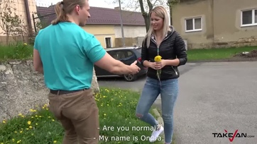 Szöszike tanítónő a furgonban szexel egy diákjával Thumb