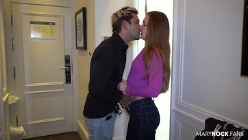 A tetkós kanja termetes bránerével szórakozik a faszimádó csaj Thumb