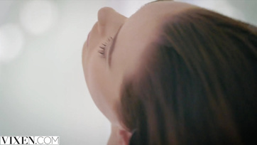 A nagypöcsű góréval hempereg a nagymellű tini ribanc Thumb