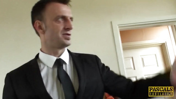 Őrülten megpöckölte és megbaszta a kis angol picsa pináját Thumb