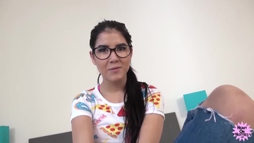 Cukimuki tini pina kukkerben muffon szexelve és arcon lőve Thumb