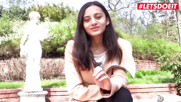 Szeret a punijával hancúrozni a szexi ukrán lány és hálistennek mi is láthatjuk Thumb