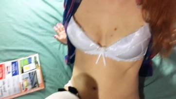 Őrülten megdugtam a kis ribi mostoha nővéremet és önkéntelenül teletöltöttem a sunáját Thumb