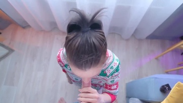 Ha megkúrod a szűk kis seggemet akkor rendesen leszopom a bazinagy szerszámodat Thumb