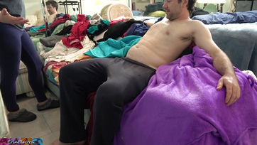 Meggondolatlanul begerjedtek egymásra a tesók és kúrtak egy kolosszálisat Thumb