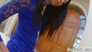 Megmutizta a szemrevaló fingóját aztán rácsüccsent a pajszerre a faszhiányos budapesti pipi Thumb