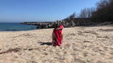 Bevadult a sunci a partvidéken és esedezett hogy tüstént basszam meg a muffocskáját Thumb