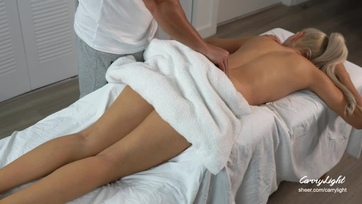 Úgy bevadult a jopopsijú fiatal ribi cirógatás közben hogy esdekelt hogy kúrjam meg Thumb