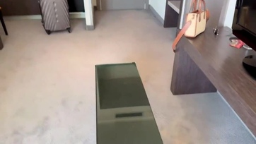 Beletúrkáltam a csábos mostoha anyukám tangájába majd belelöveltem a kis forró punijába Thumb