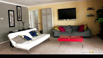 Megcumizta és fingóval megszökdelte az ügyfele kolosszális kolbászát Thumb