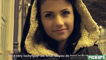 Hazatért a pasassal a tündéri magyar származású lány és engedélyezte hogy rendesen puncikán hágják Thumb