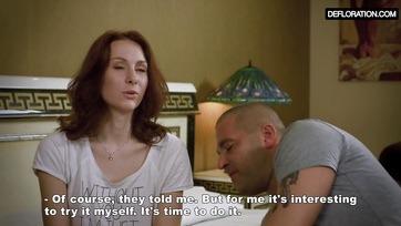 Egy hozzáértő hapsival óhajtja elveszíteni a szüziességét az uráli fiatal csajszi Thumb