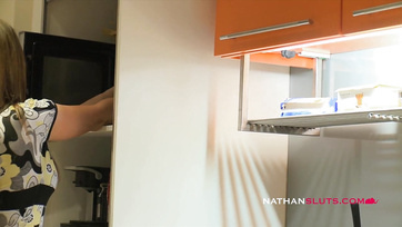 A háziribancát nem tudja de a vadító pesti doktornőt jól fingón szúrta Thumb