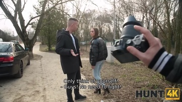 Egy kis stekszért keményen megbaszhatta a magyarországi sunácska puncuskáját a címlapfotózáson Thumb