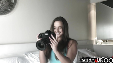 Teletömte a böszme cerkájával a magyarországból való pornós punci forró puncuskáját Thumb