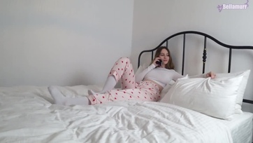 A kanja helyett most én farkaltam széjjel a mostoha nővérkém csupasz pináját Thumb