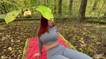 Segítettem a nagymellű idegen csajszinak felmelegedni úgy hogy szarrá kettyintettem a kis vagináját Thumb