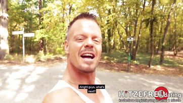 Már az első találkozón megdöngethette a kívánós németországi milf hölgyecske vagináját a megállóban Thumb