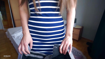 Bedugni nem engedte a nunikájába a bohó mostohaanyukám de segített beletüzelni a bugyikájába Thumb