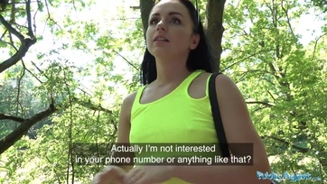 Elrakta a kápét a magyar gyönyörűség majd neki is állt leszopni az utcaügynök nagy brokiját Thumb